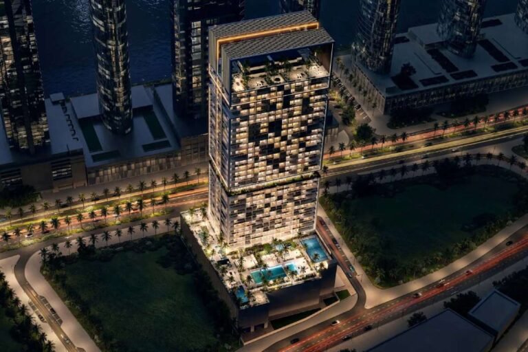 Franck Muller Yachting | Luxury Studio, 1 & 2 Bedroom Apartments